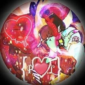 Meet your Posher, Cassandra